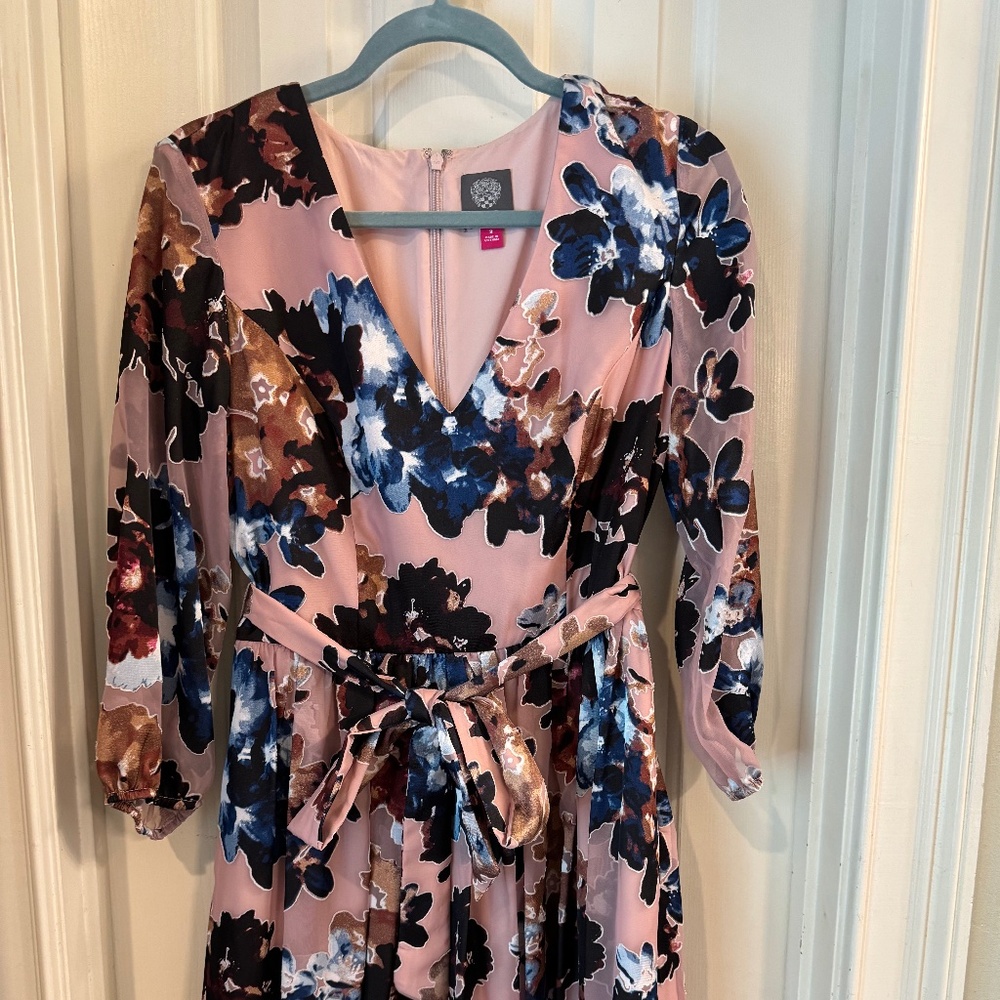 Vince Cameo size 8, fully lined dress